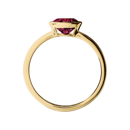 Vienna Rhodolite red in Yellow Gold