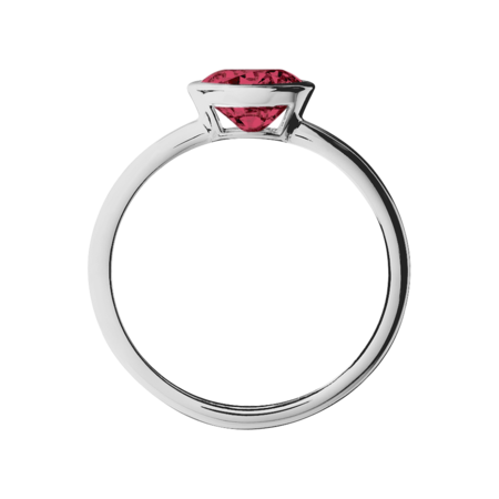 Vienna Ruby red in White Gold